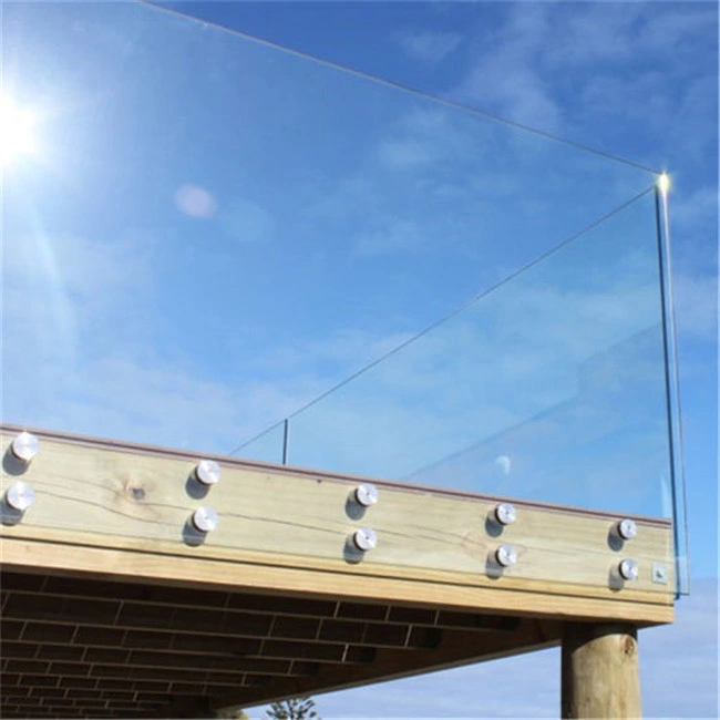 Modern Glass Railing and Aluminum Post Glass Railing