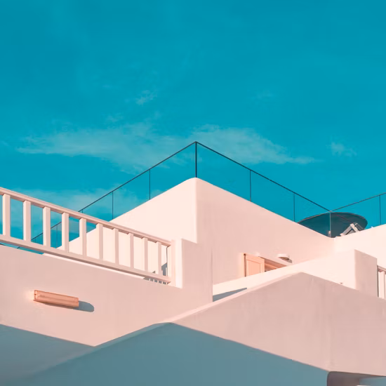 強化合わせガラス製のフレームレス U プロファイル手すり